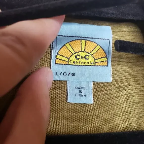 C & C California| Linen Cotton Safari Vest - Picture 3 of 9